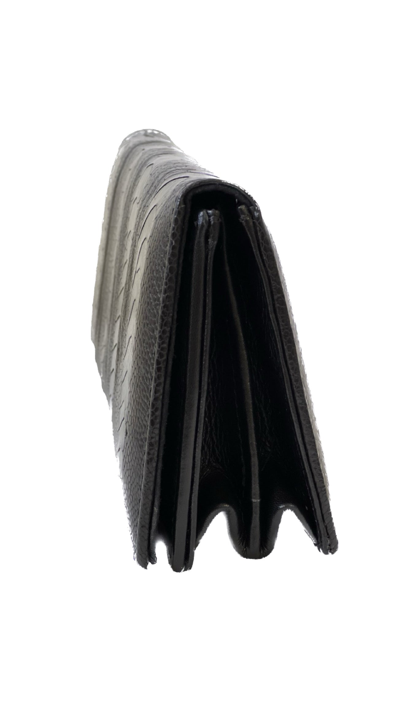 Ostrich black leg clutch